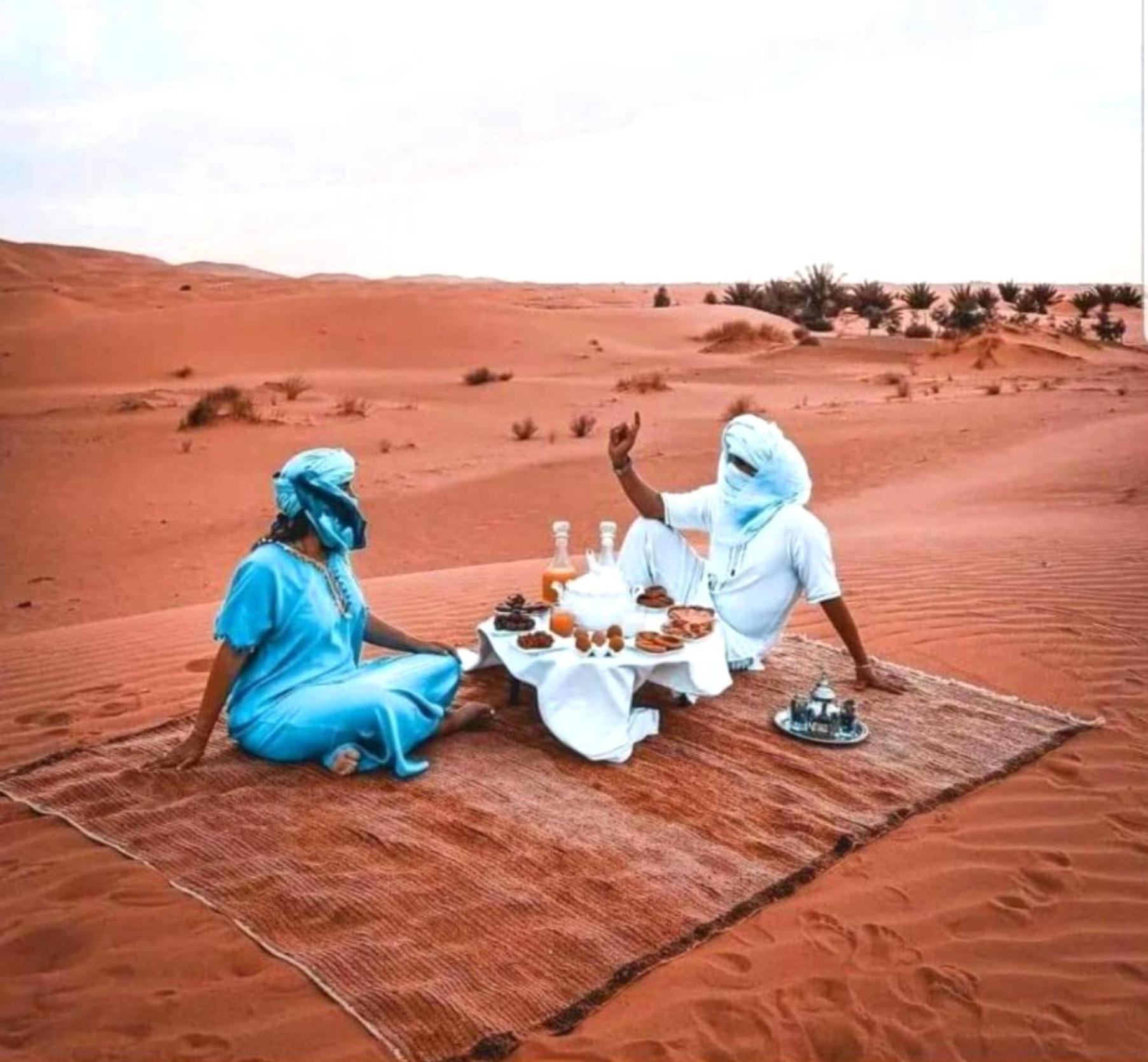Bed and Breakfast Luxury Bedouin Camp Merzouga Exteriér fotografie