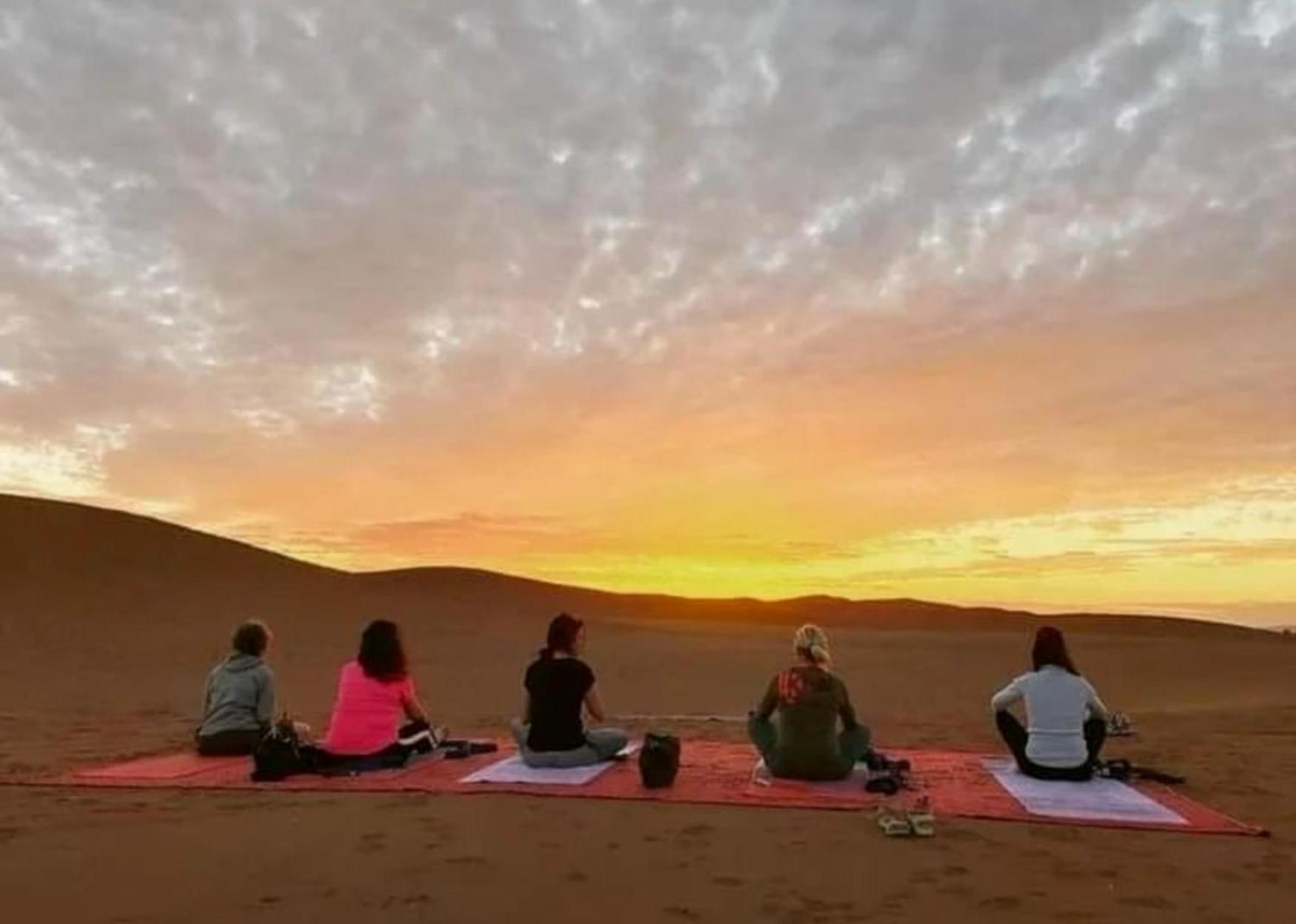 Bed and Breakfast Luxury Bedouin Camp Merzouga Exteriér fotografie